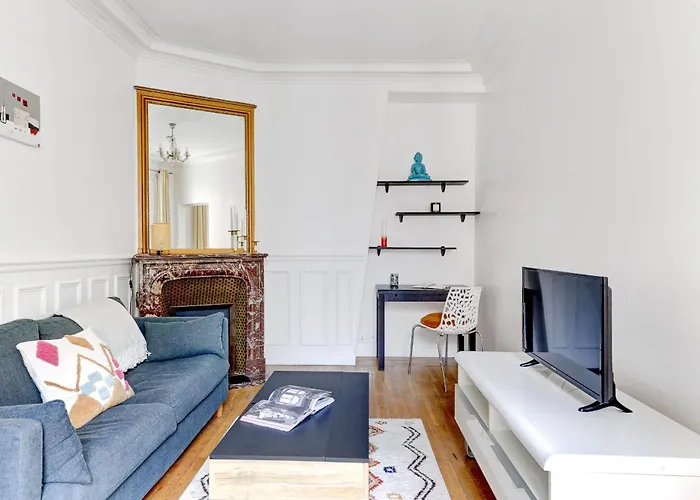 Serenty - Stylish 1br Steps From Le Marais & Montorgueil Lägenhet