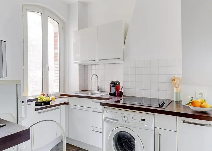 Lägenhet Serenty - Stylish 1br Steps From Le Marais & Montorgueil Paris